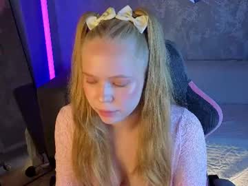 Sweeeet_Angell💕 Mon, Thu–Sun — 08:00 AM–03:00 PM Tue–Wed — Off **(UTC+7)** live cam video preview